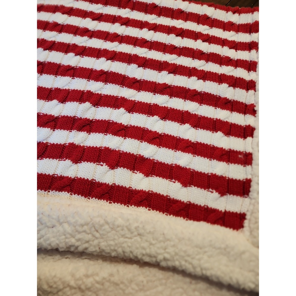 Target Limited Edition Red White Stripe Baby Blanket Cable Sweater Knit Sherpa